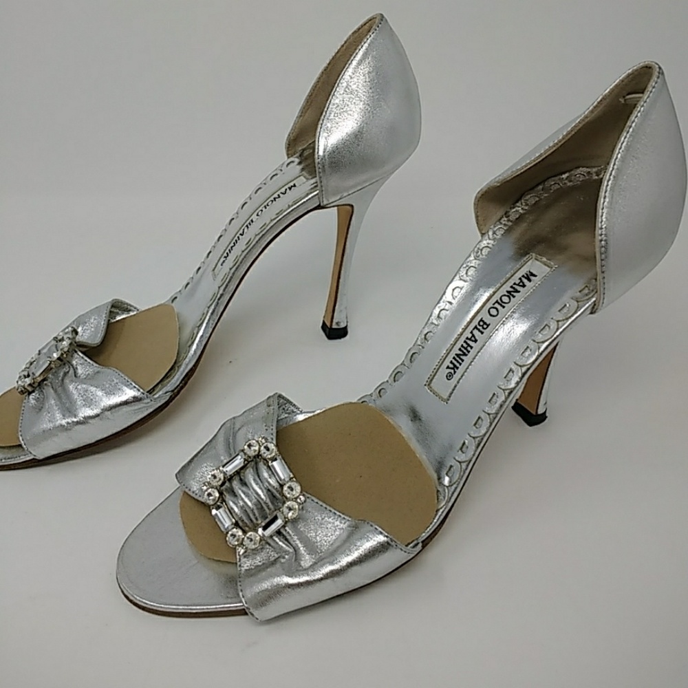 Manolo Blahnik Luccado D'Orsay w/box and dust bag